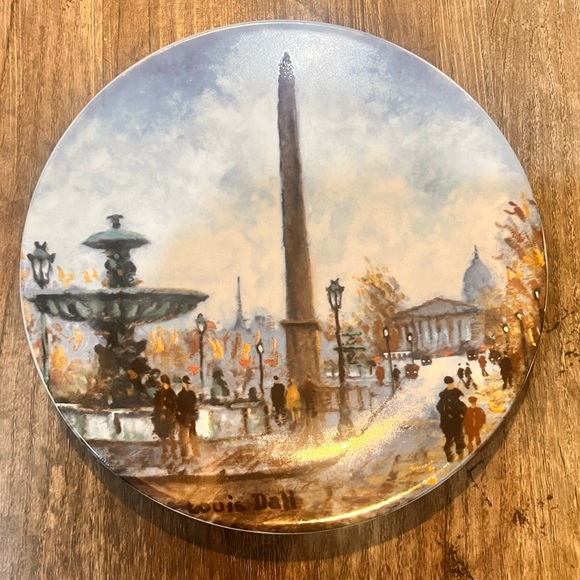 Louis Dali LA PLACE DE LA CONCORDE Collector Plate - Picture 1 of 5